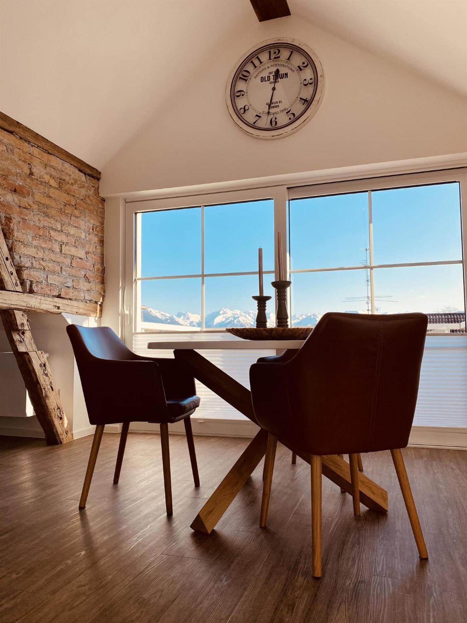 손토펜 Penthouse Im Dachgeschoss 아파트 외부 사진